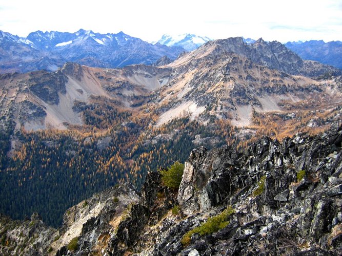 Saska provided the best views of all the other peaks of the trip, with our routes right in center of each view.
Looking west, here's Pinnacle viewed from Saska, with Borealis Pass left of center.